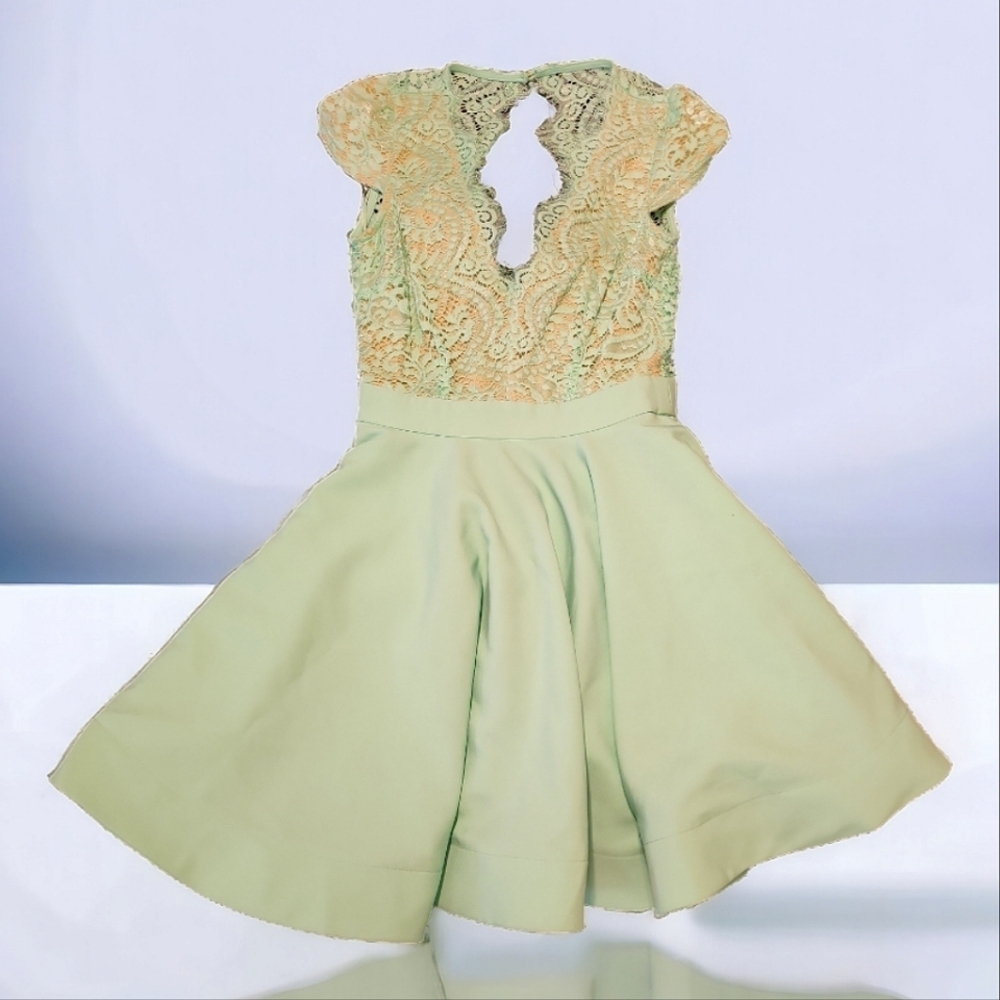 Luxxell - SM Mint Green Backless Lace Flowy Formal Dress